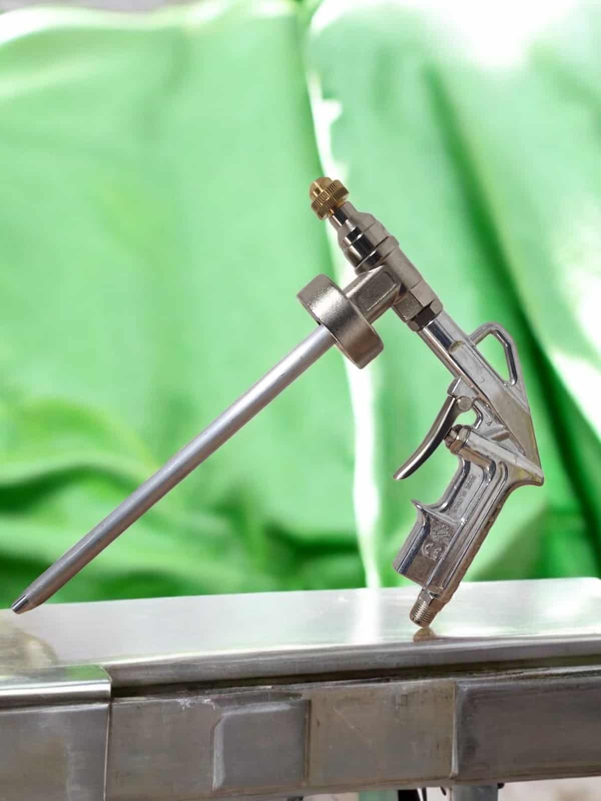 PISTOLET GUN SPRAY 1-Photoroom - PredaColor