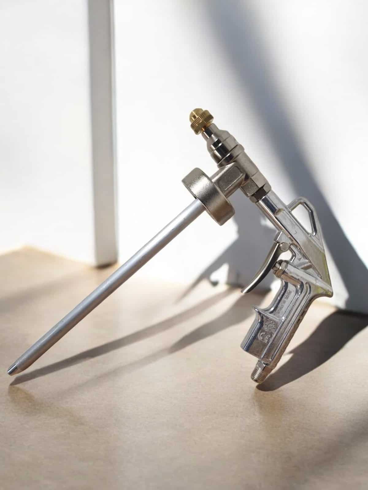 PISTOLET GUN SPRAY 2-Photoroom - PredaColor